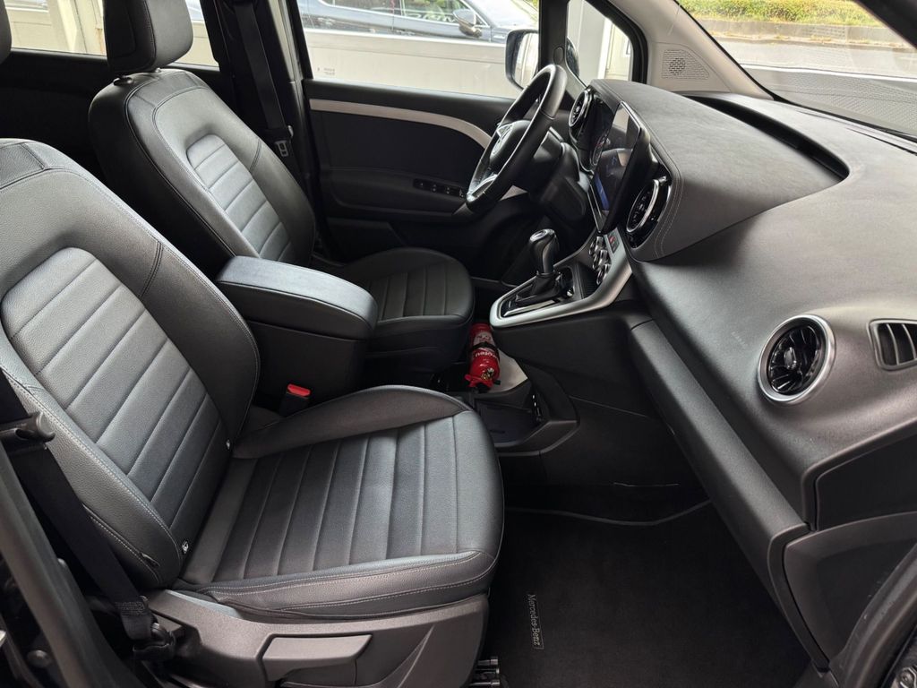Mercedes-Benz T-CLASS 2025 г. Чёрный, пробег 43964 км