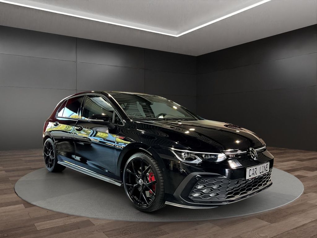 Volkswagen Golf 2024 г. Чёрный, пробег 21650 км