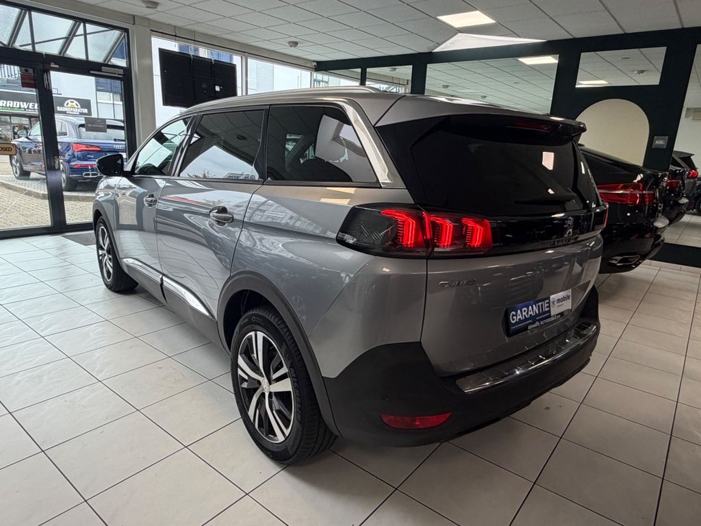 Peugeot 5008 2022 г. Серый, пробег 34519 км