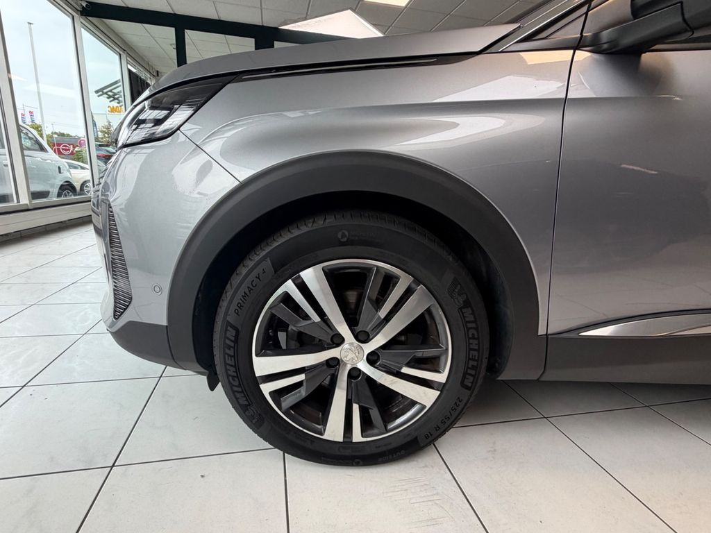 Peugeot 5008 2022 г. Серый, пробег 34519 км