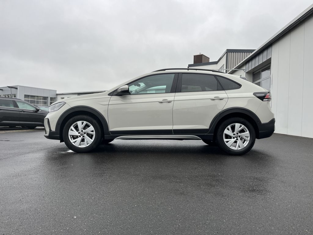 Volkswagen Taigo 2022 г. Серый, пробег 9987 км