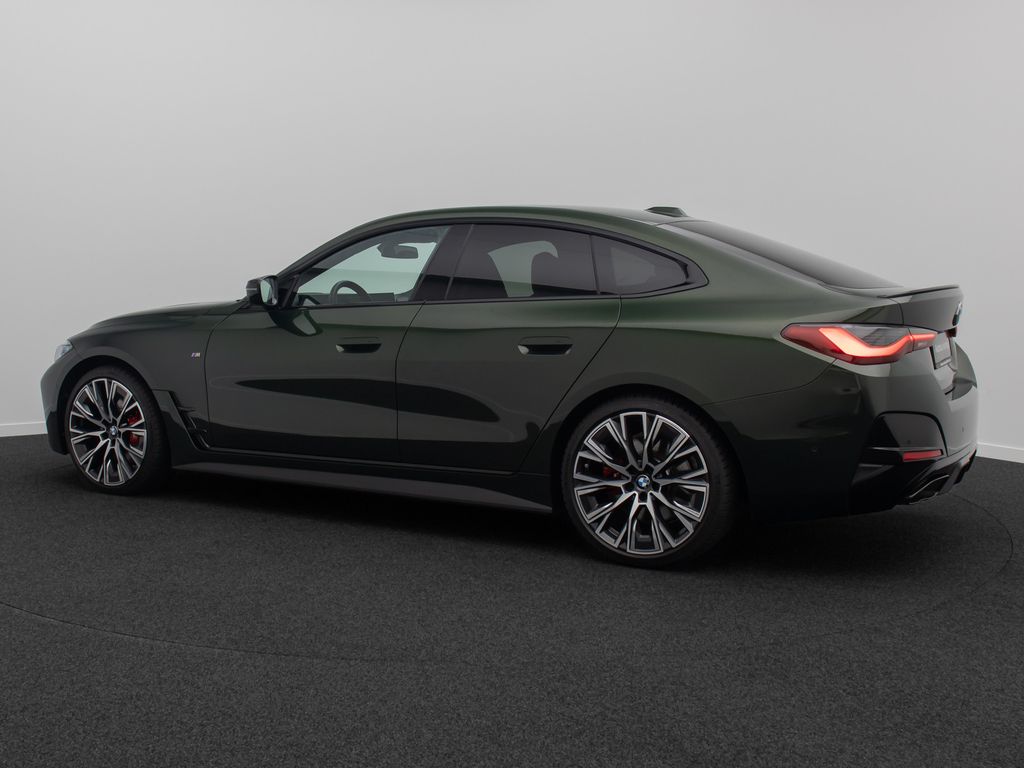 BMW M440 2023 г. Зелёный, пробег 37030 км