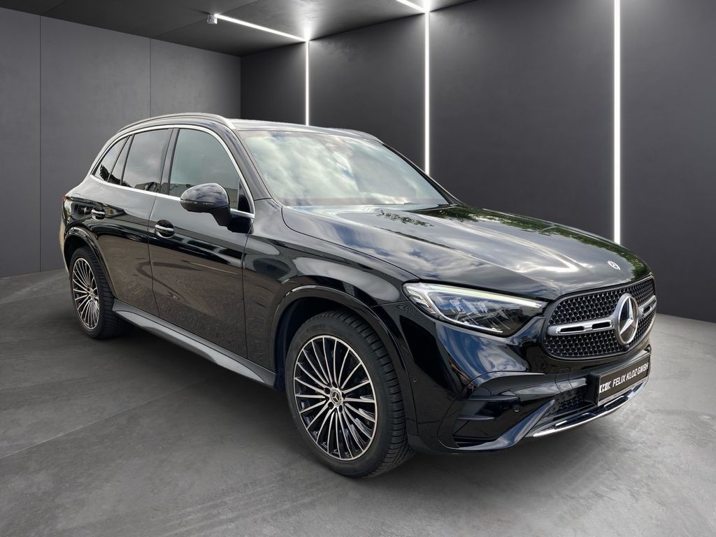 Mercedes-Benz GLC 200 2022 г. Чёрный, пробег 28860 км