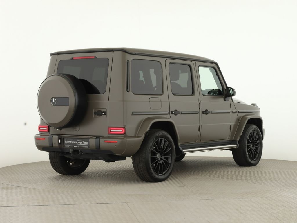 Mercedes-Benz G 400 2022 г. Чёрный, пробег 59504 км