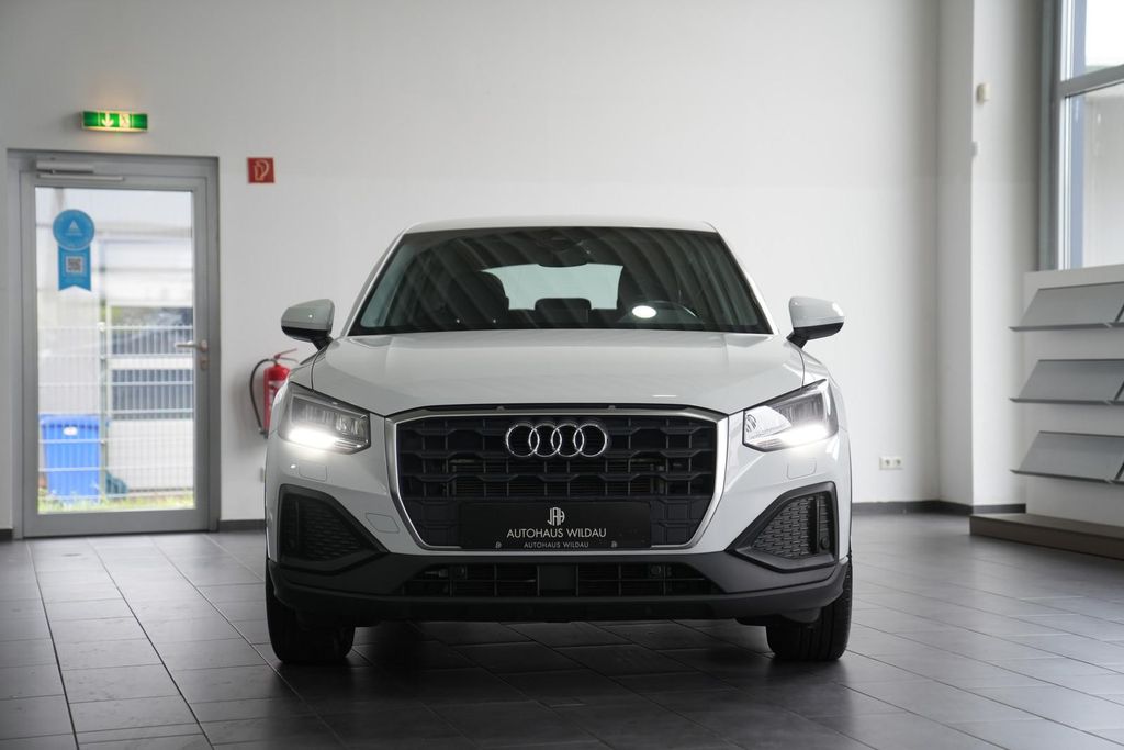 Audi Q2 2023 г. Белый, пробег 46700 км