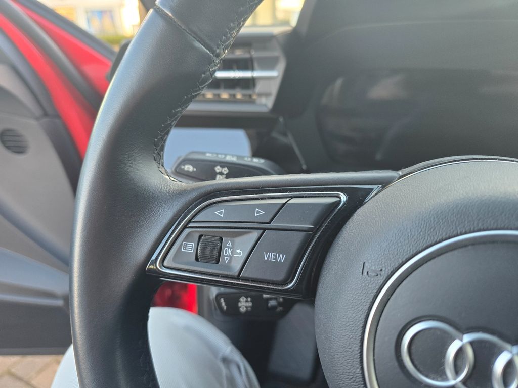 Audi A3 2022 г. Красный, пробег 40608 км