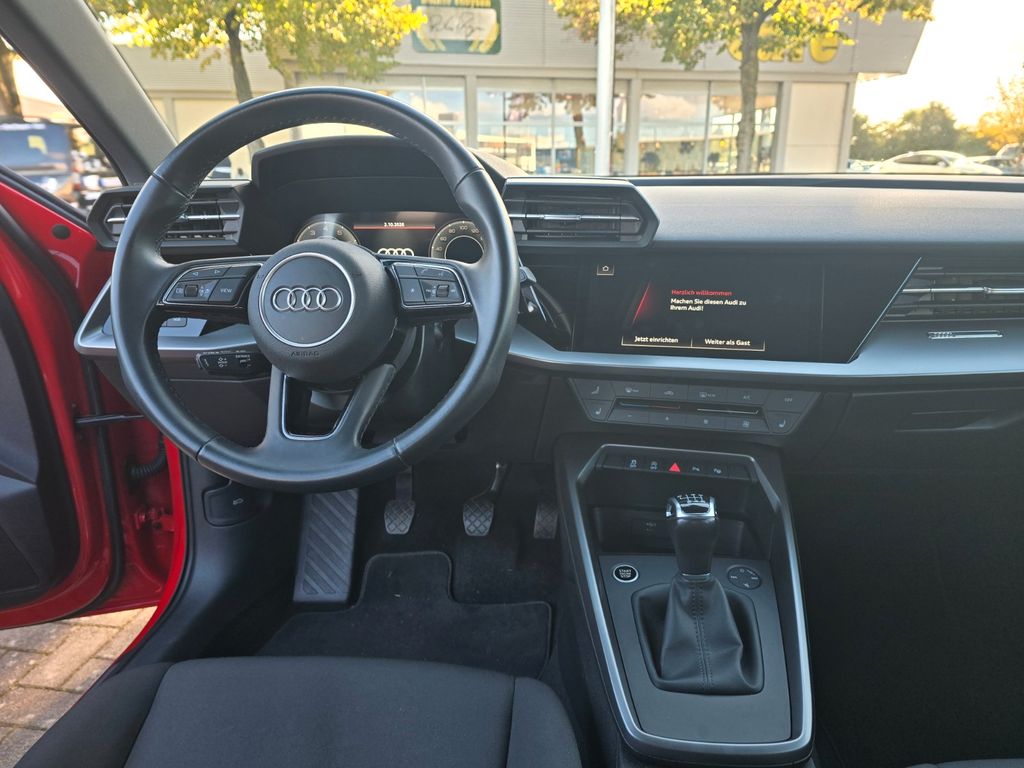 Audi A3 2022 г. Красный, пробег 40608 км