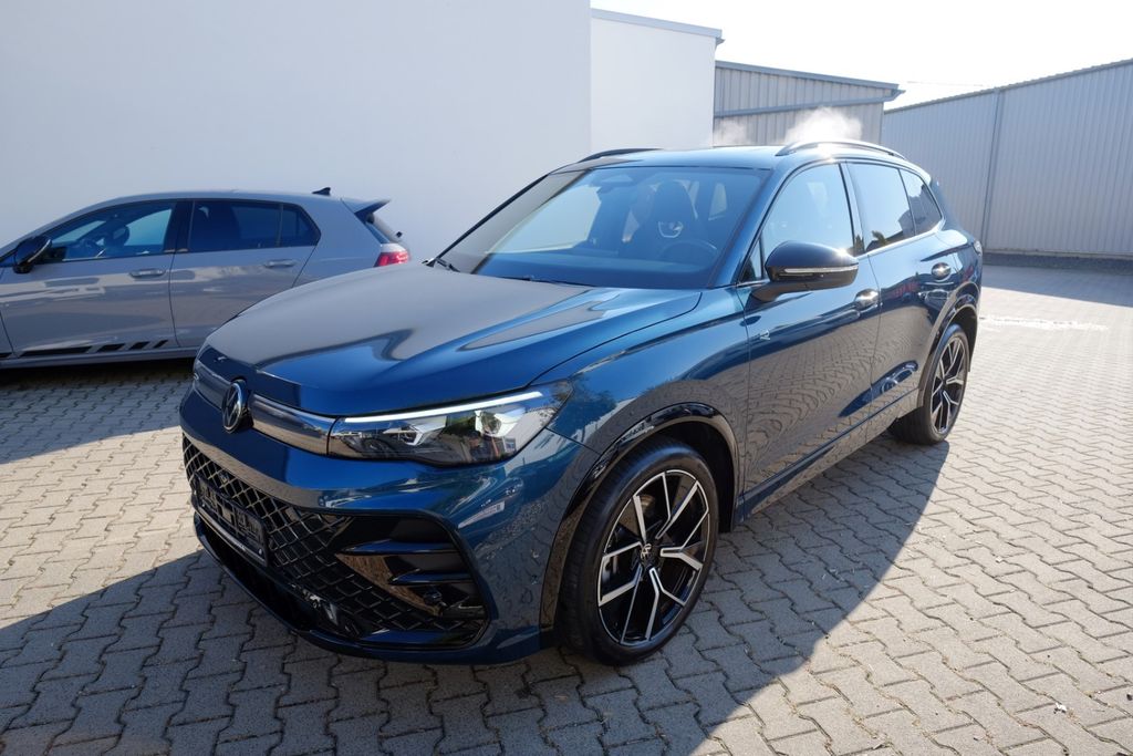 Volkswagen Tiguan 2025 г. Синий, пробег 15400 км