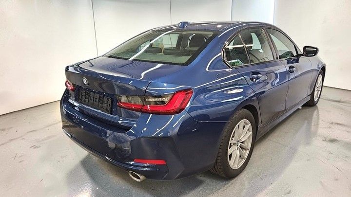BMW 320 2023 г. Синий, пробег 50000 км