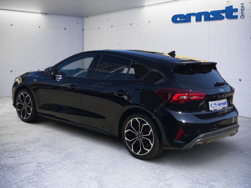 Ford Focus 2023 г. Чёрный, пробег 44500 км