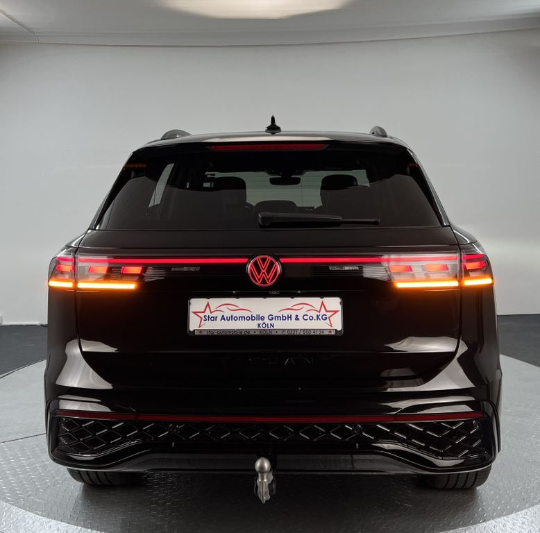 Volkswagen Tiguan 2026 г. Чёрный, пробег 12460 км