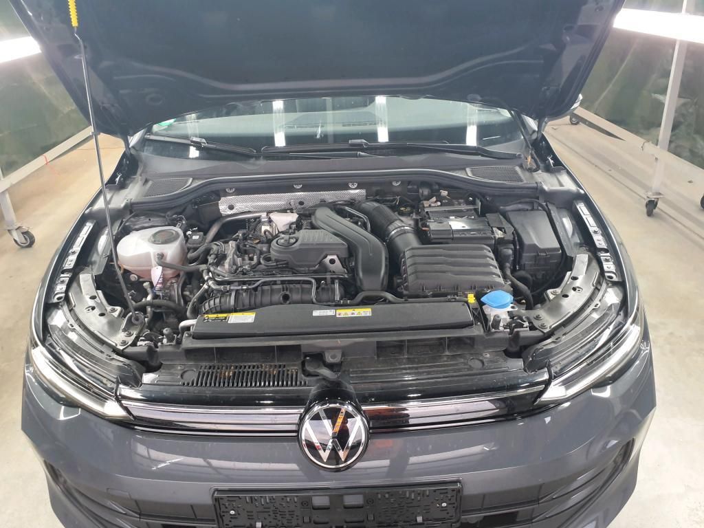 Volkswagen Golf 2025 г. Серый, пробег 33195 км