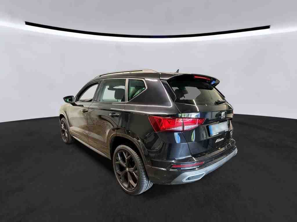 SEAT Ateca 2023 г. Чёрный, пробег 55597 км
