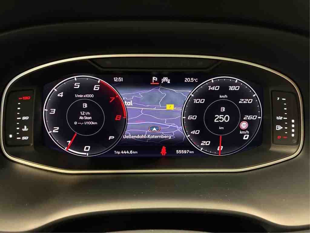 SEAT Ateca 2023 г. Чёрный, пробег 55597 км