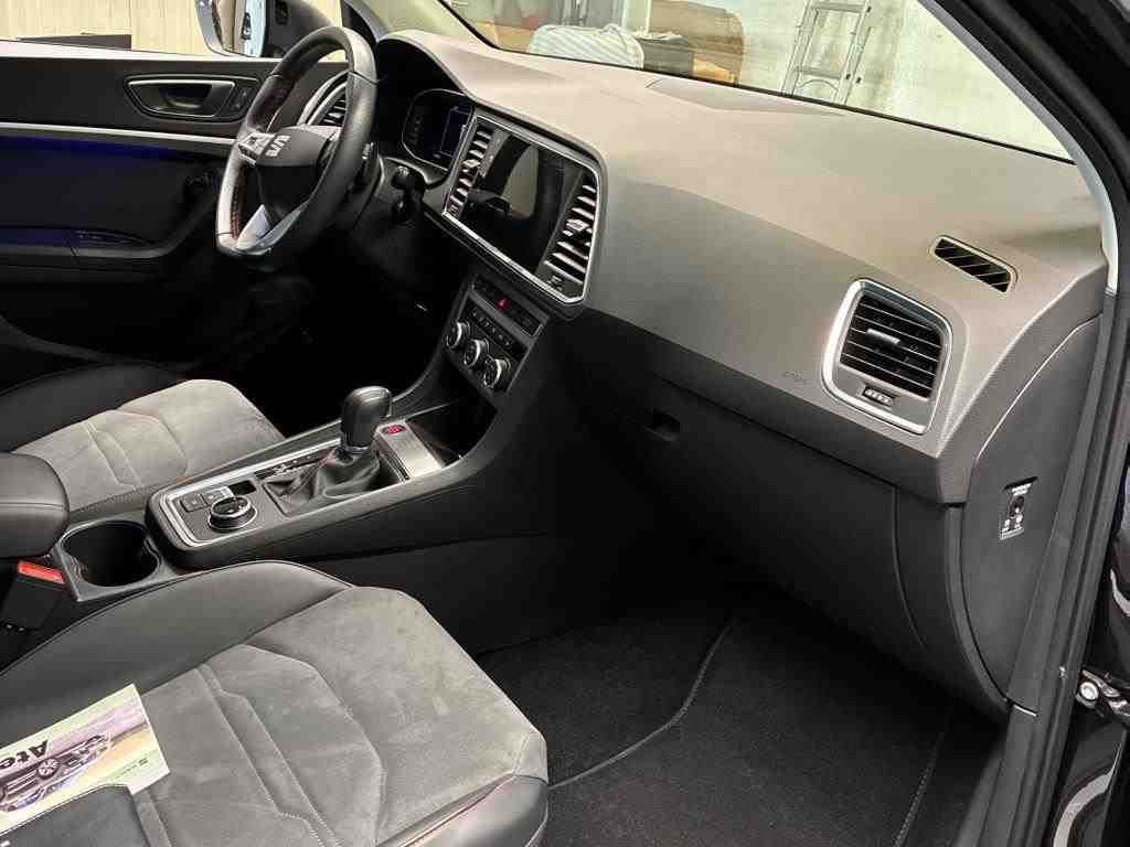 SEAT Ateca 2023 г. Чёрный, пробег 55597 км