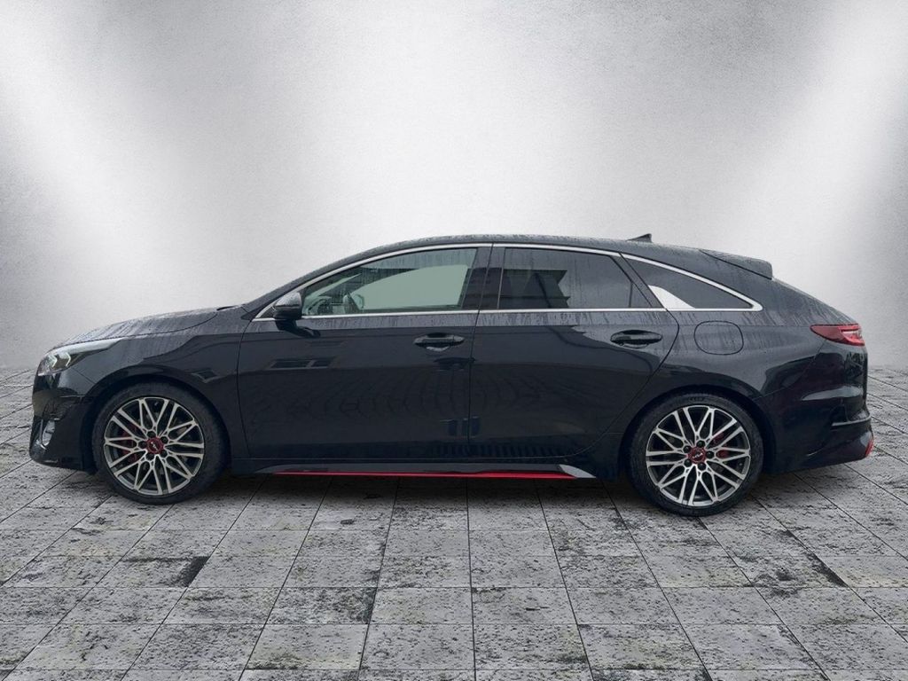 Kia PRO CEE'D / PROCEED 2022 г. Чёрный, пробег 40590 км