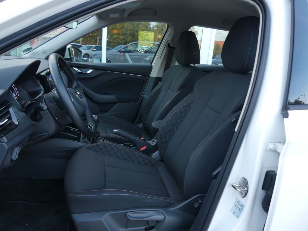 Skoda Kamiq 2022 г. Белый, пробег 47584 км