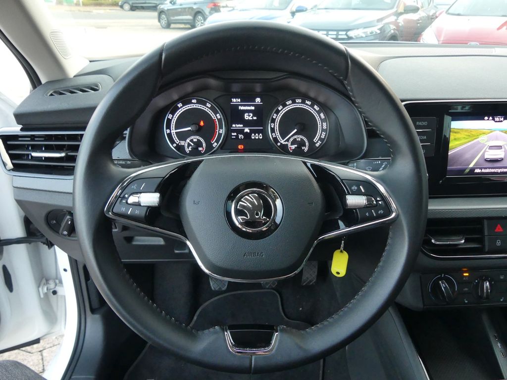 Skoda Kamiq 2022 г. Белый, пробег 47584 км