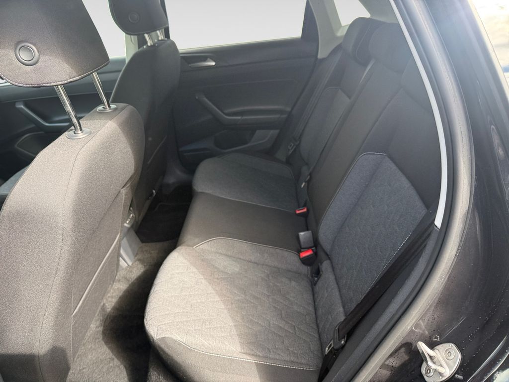 Volkswagen Polo 2023 г. Чёрный, пробег 60000 км