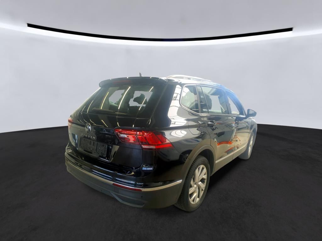 Volkswagen TIGUAN ALLSPACE 2025 г. Чёрный, пробег 30682 км