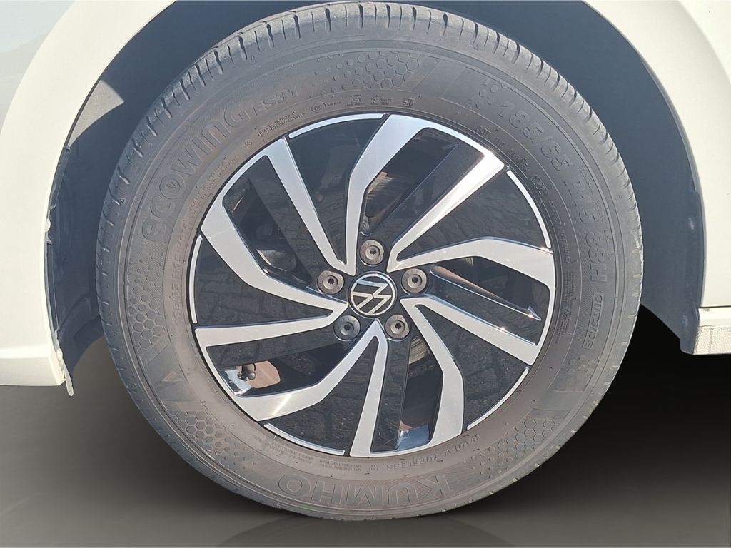 Volkswagen Polo 2022 г. Серый, пробег 36500 км