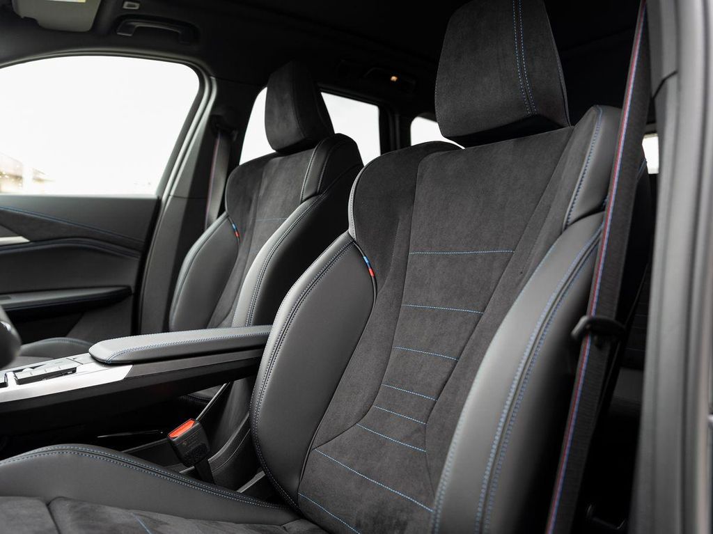 BMW X1 2026 г. Чёрный, пробег 6990 км
