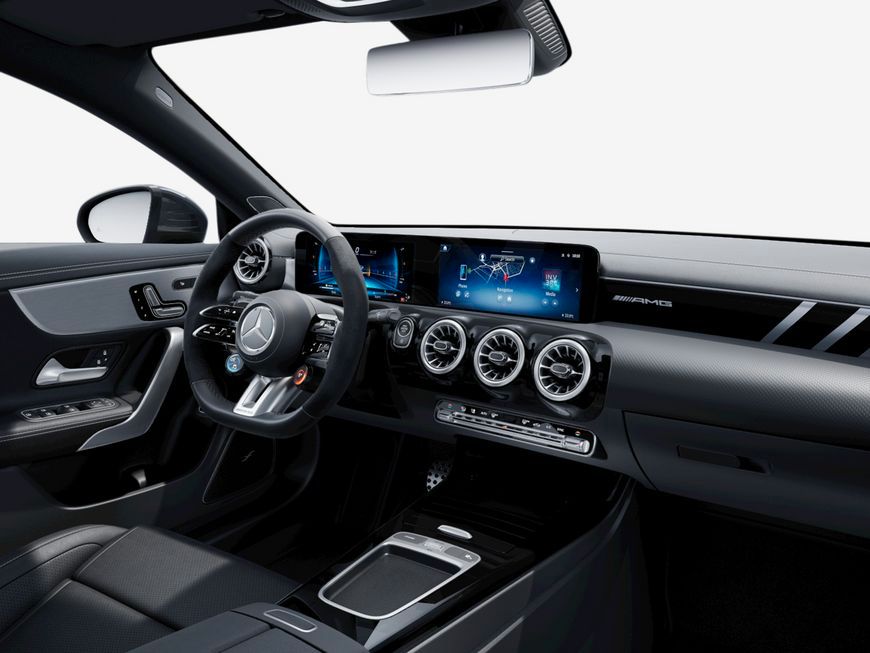 Mercedes-Benz CLA 45 AMG 2024 г. Чёрный, пробег 31565 км
