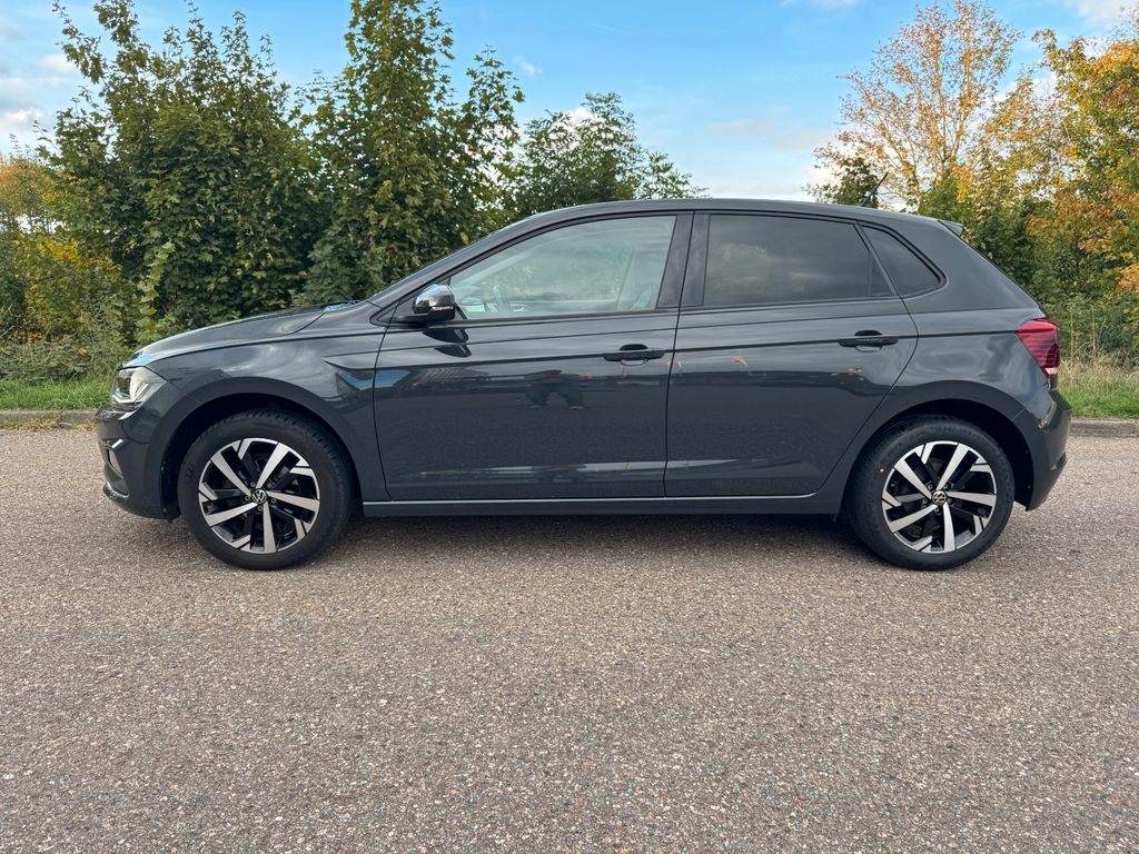 Volkswagen Polo 2021 г. Серый, пробег 44000 км