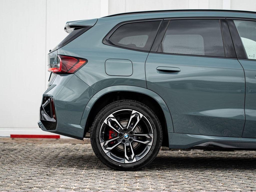 BMW X1 2026 г. Зелёный, пробег 7490 км