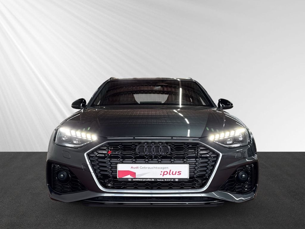 Audi RS4 2024 г. Серый, пробег 43500 км