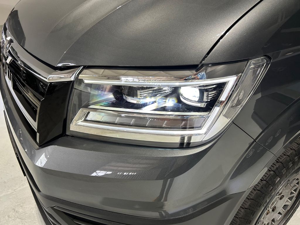 Volkswagen CRAFTER 2024 г. Серый, пробег 15600 км