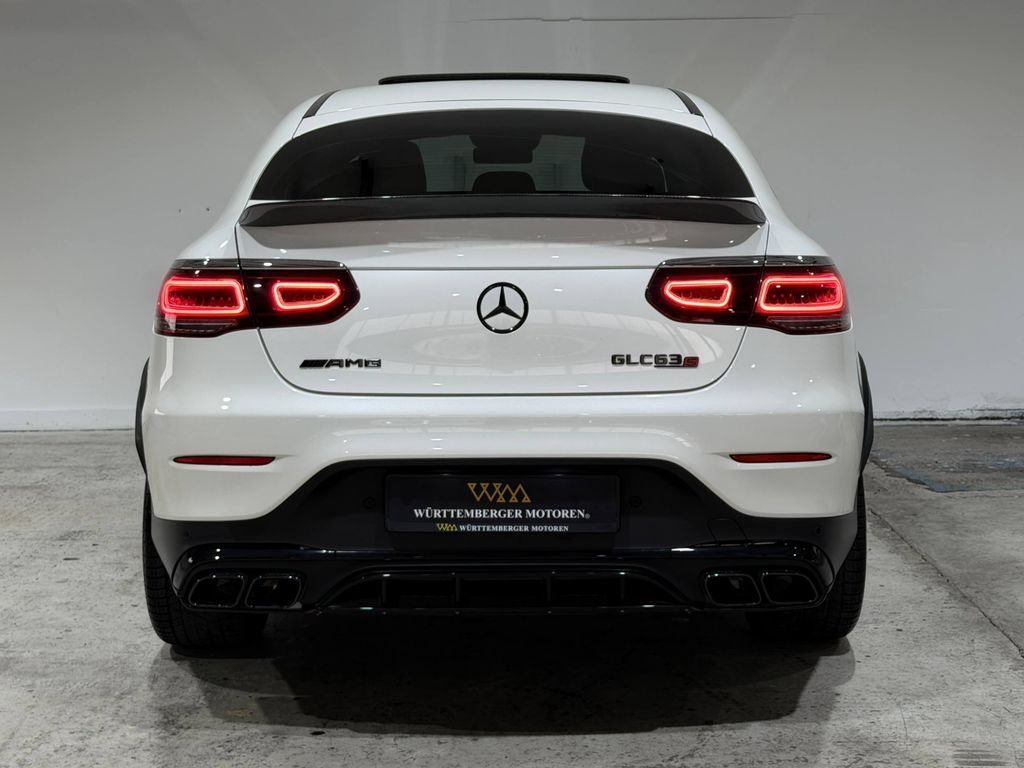 Mercedes-Benz GLC 63 AMG 2023 г. Белый, пробег 45000 км