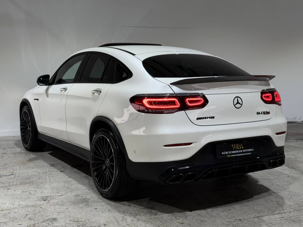 Mercedes-Benz GLC 63 AMG 2023 г. Белый, пробег 45000 км