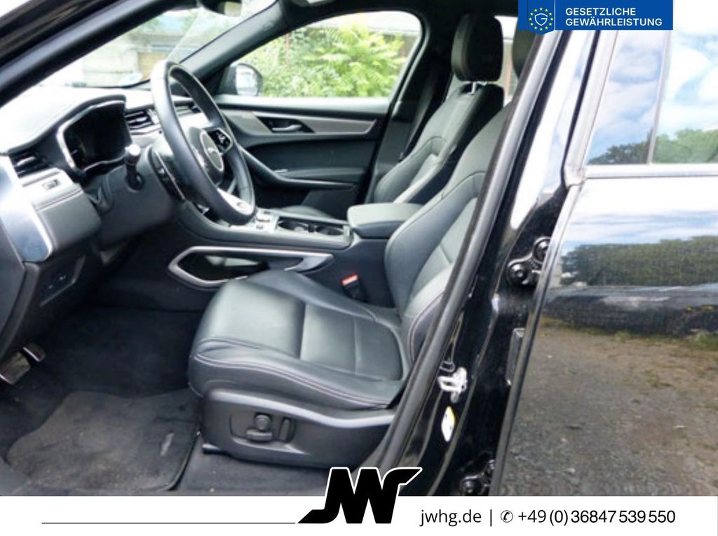 Jaguar F-Pace 2023 г. Чёрный, пробег 53883 км