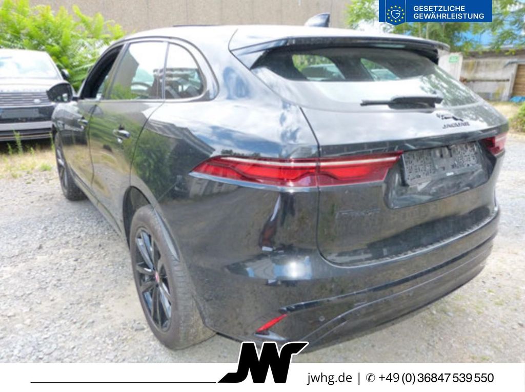 Jaguar F-Pace 2023 г. Чёрный, пробег 53883 км