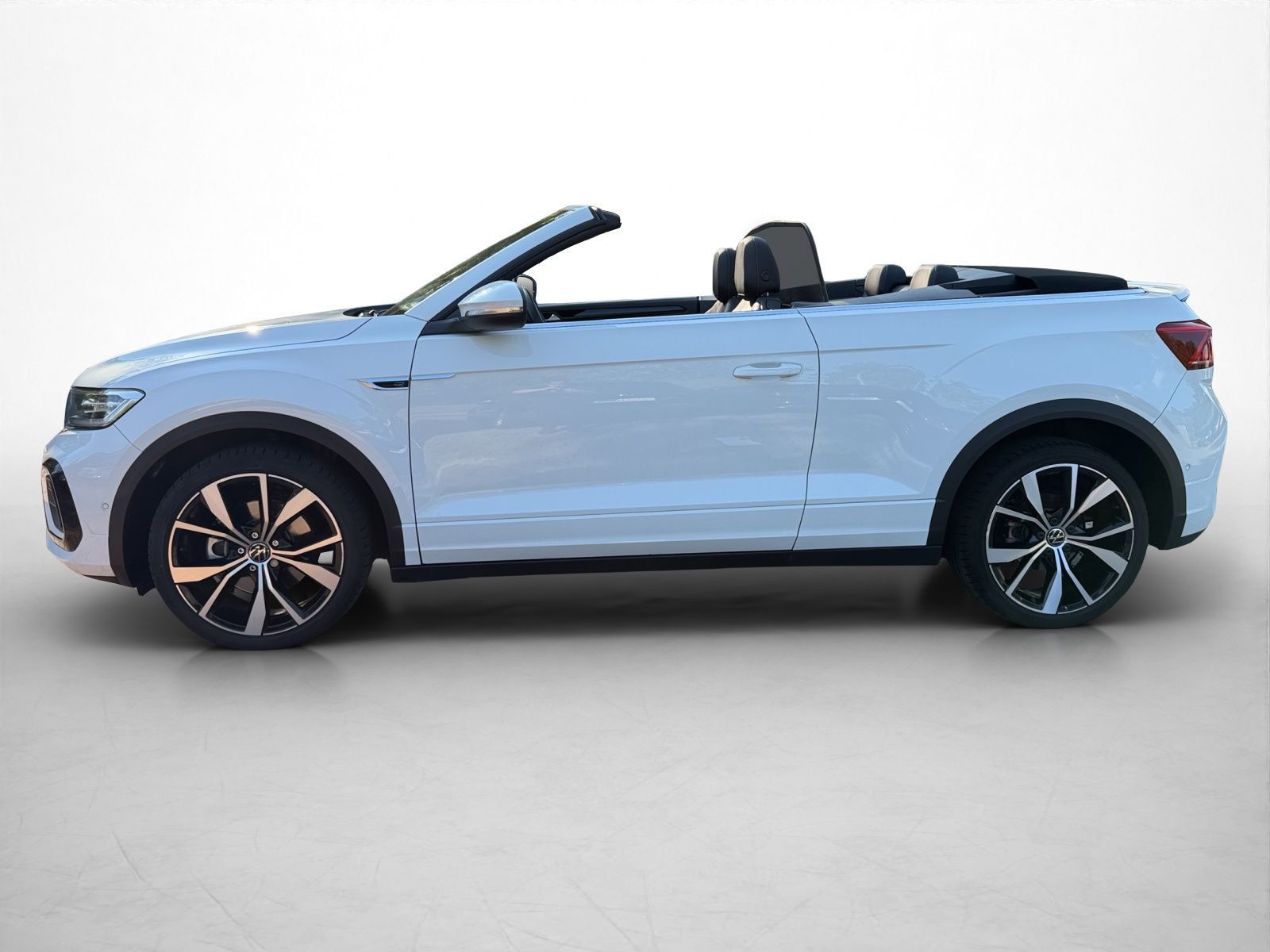 Volkswagen T-Roc 2022 г. Белый, пробег 20299 км