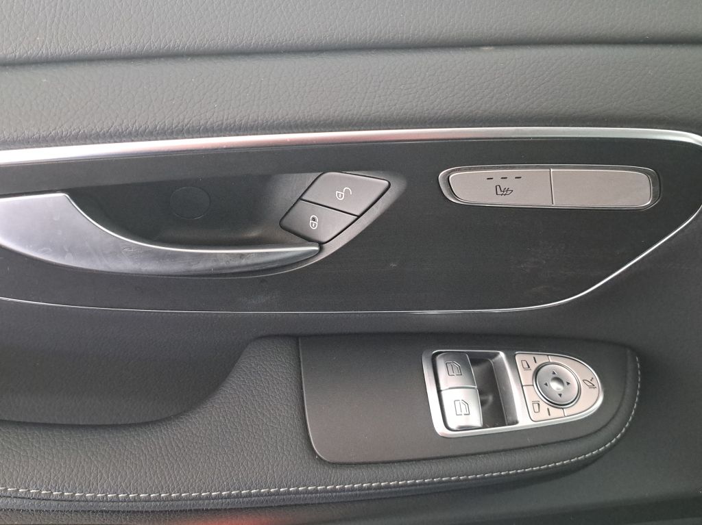 Mercedes-Benz V 300 2025 г. Чёрный, пробег 39598 км