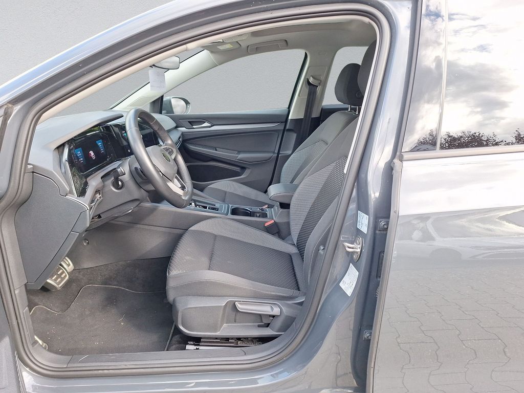 Volkswagen Golf 2022 г. Серый, пробег 50300 км