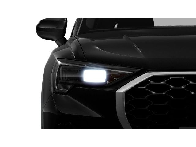 Audi Q3 2023 г. Чёрный, пробег 38483 км