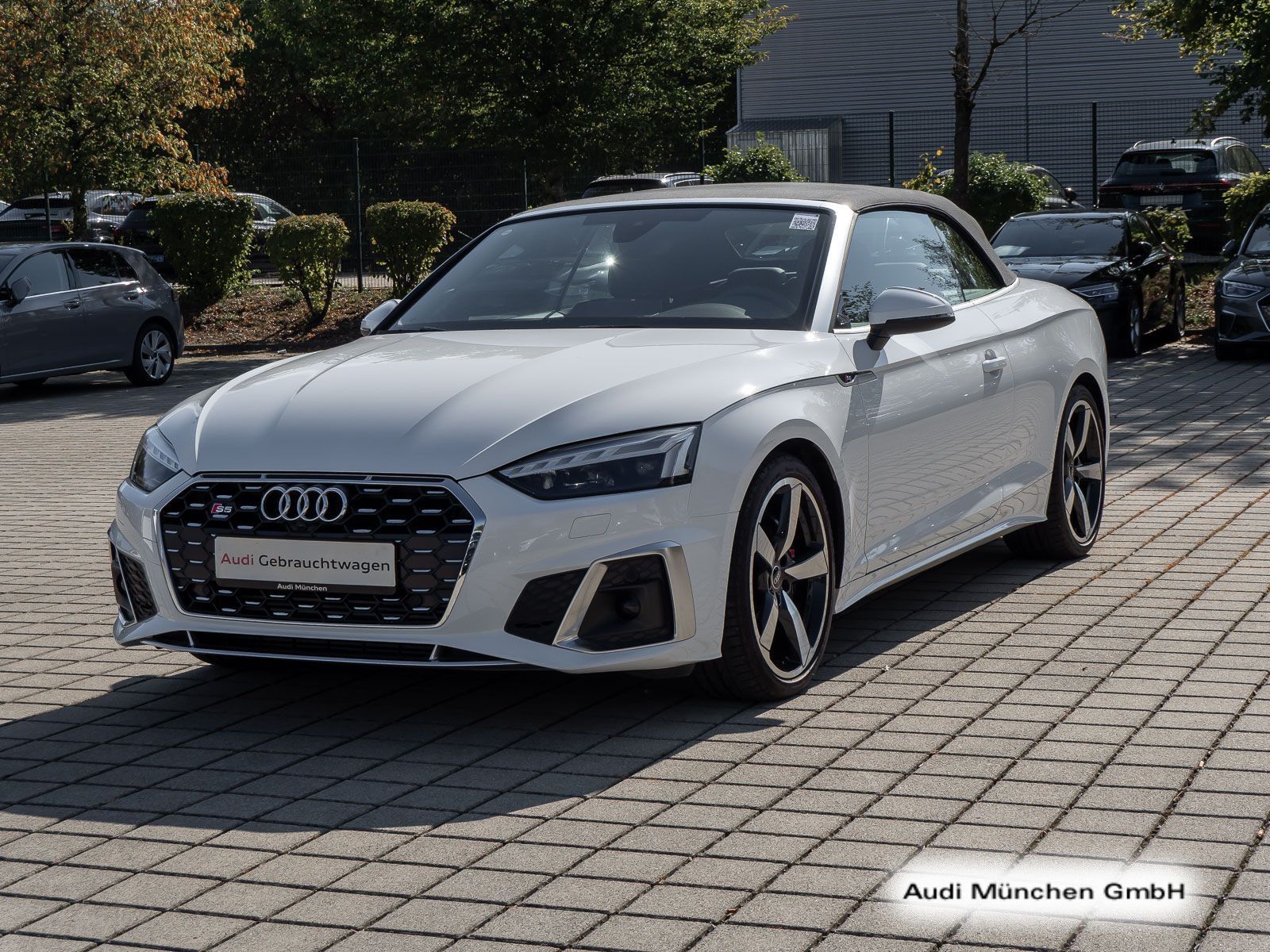 Audi S5 2024 г. Белый, пробег 28500 км
