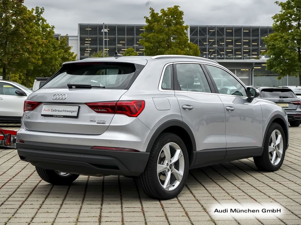 Audi Q3 2023 г. Серебристый, пробег 49394 км