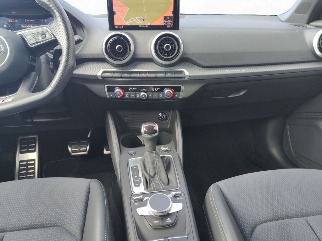 Audi Q2 2022 г. Синий, пробег 35900 км