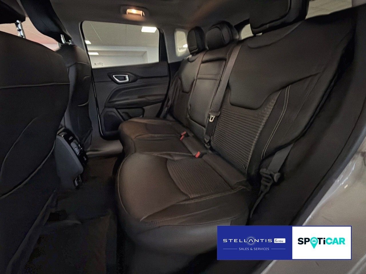 Jeep Compass 2022 г. Серый, пробег 51181 км