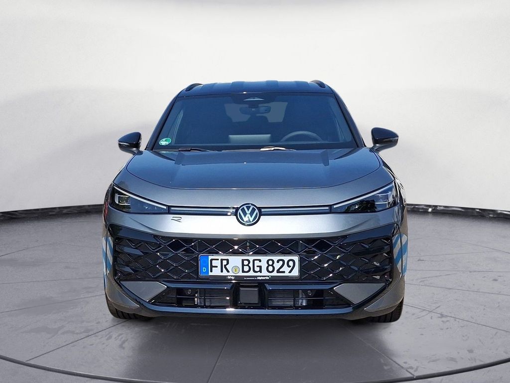 Volkswagen T-Roc 2026 г. Серый, пробег 4084 км
