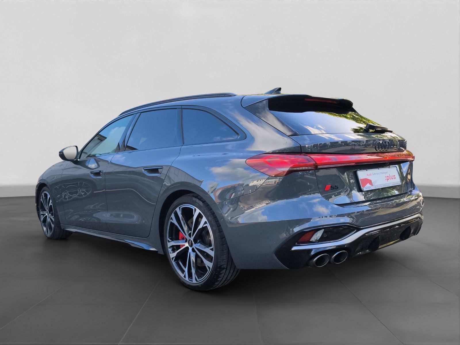 Audi S5 2025 г. Серый, пробег 59441 км