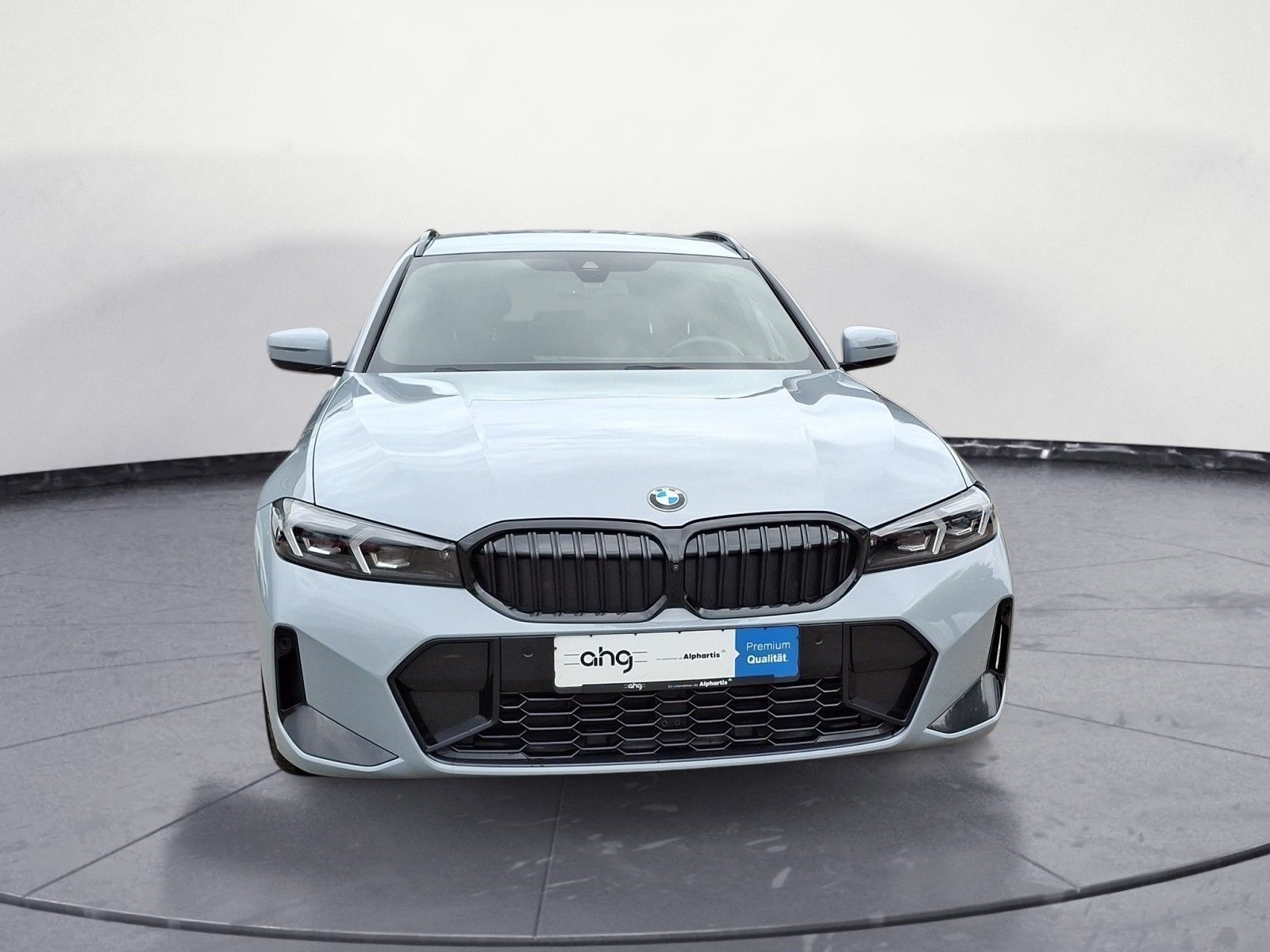 BMW 320 2025 г. Серый, пробег 27000 км