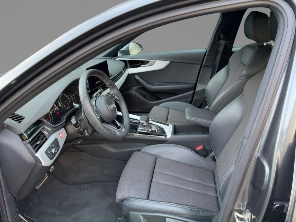 Audi A4 2023 г. Серый, пробег 42842 км