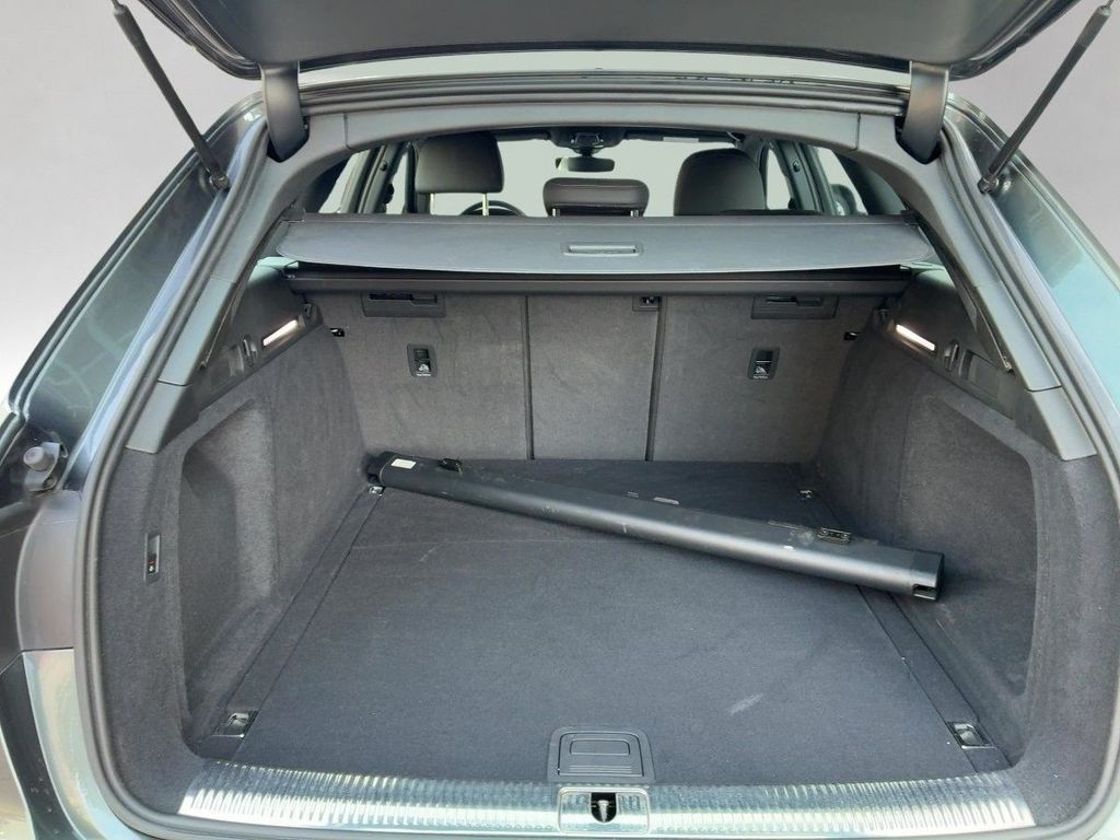 Audi A4 2023 г. Серый, пробег 42842 км