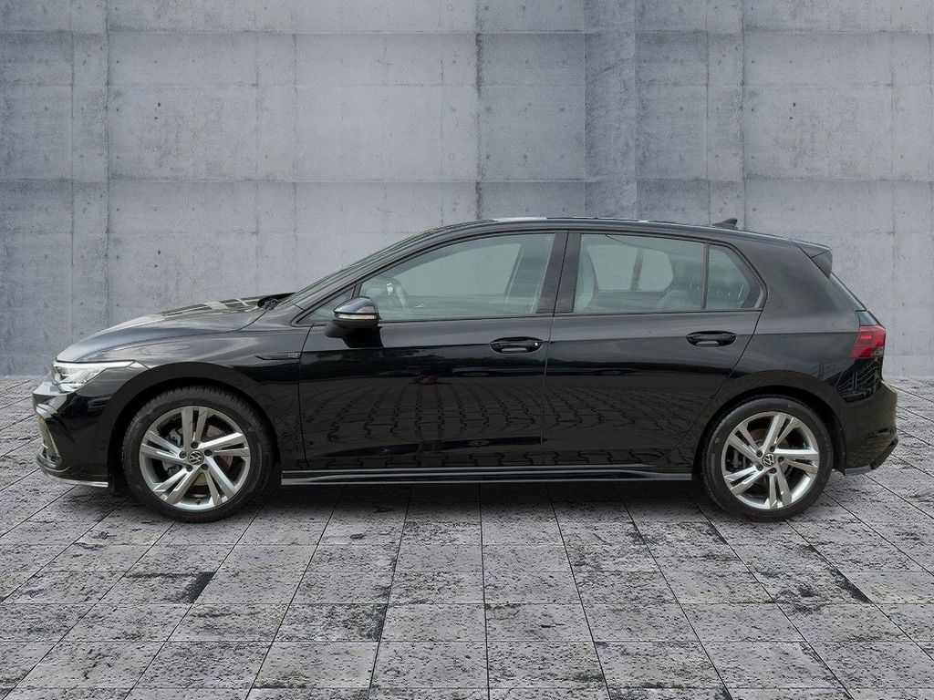 Volkswagen Golf 2024 г. Чёрный, пробег 22841 км