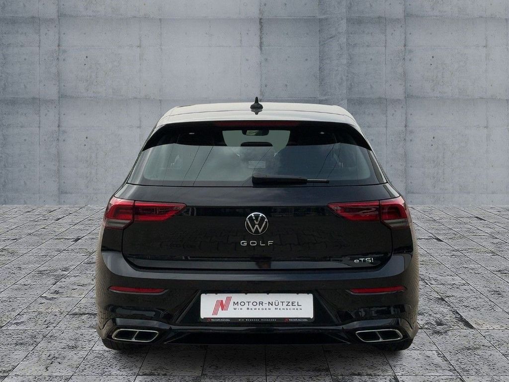 Volkswagen Golf 2024 г. Чёрный, пробег 22841 км